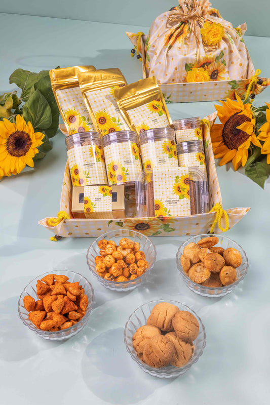Golden Bloom Welcome Hamper