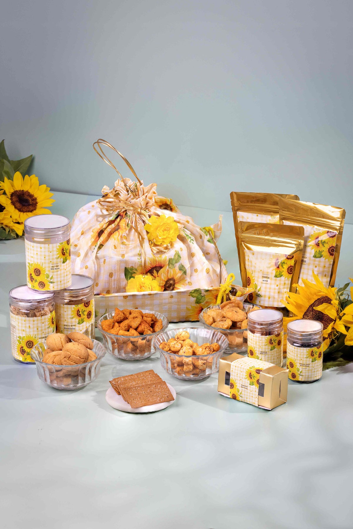 Golden Bloom Welcome Hamper